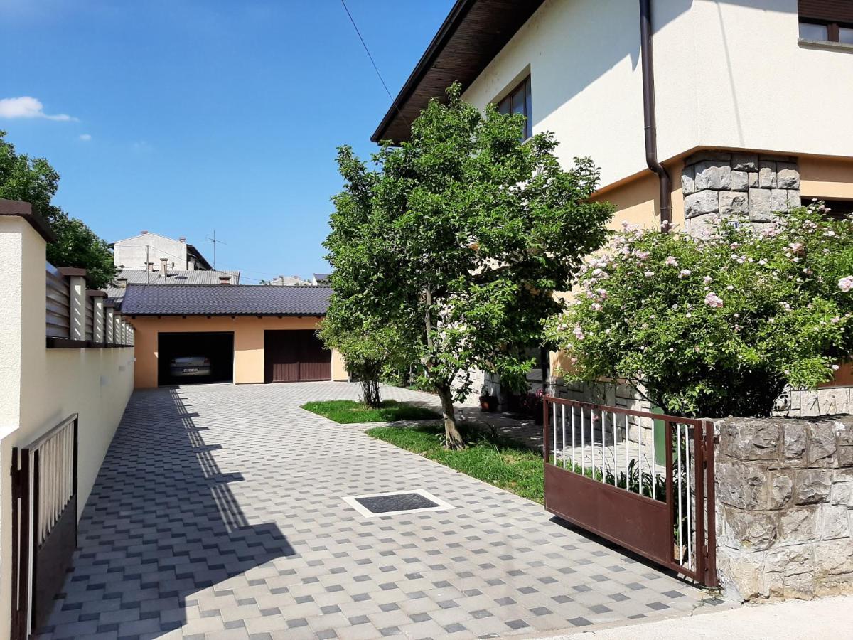 Magnolija Apartment Banja Luka Bagian luar foto