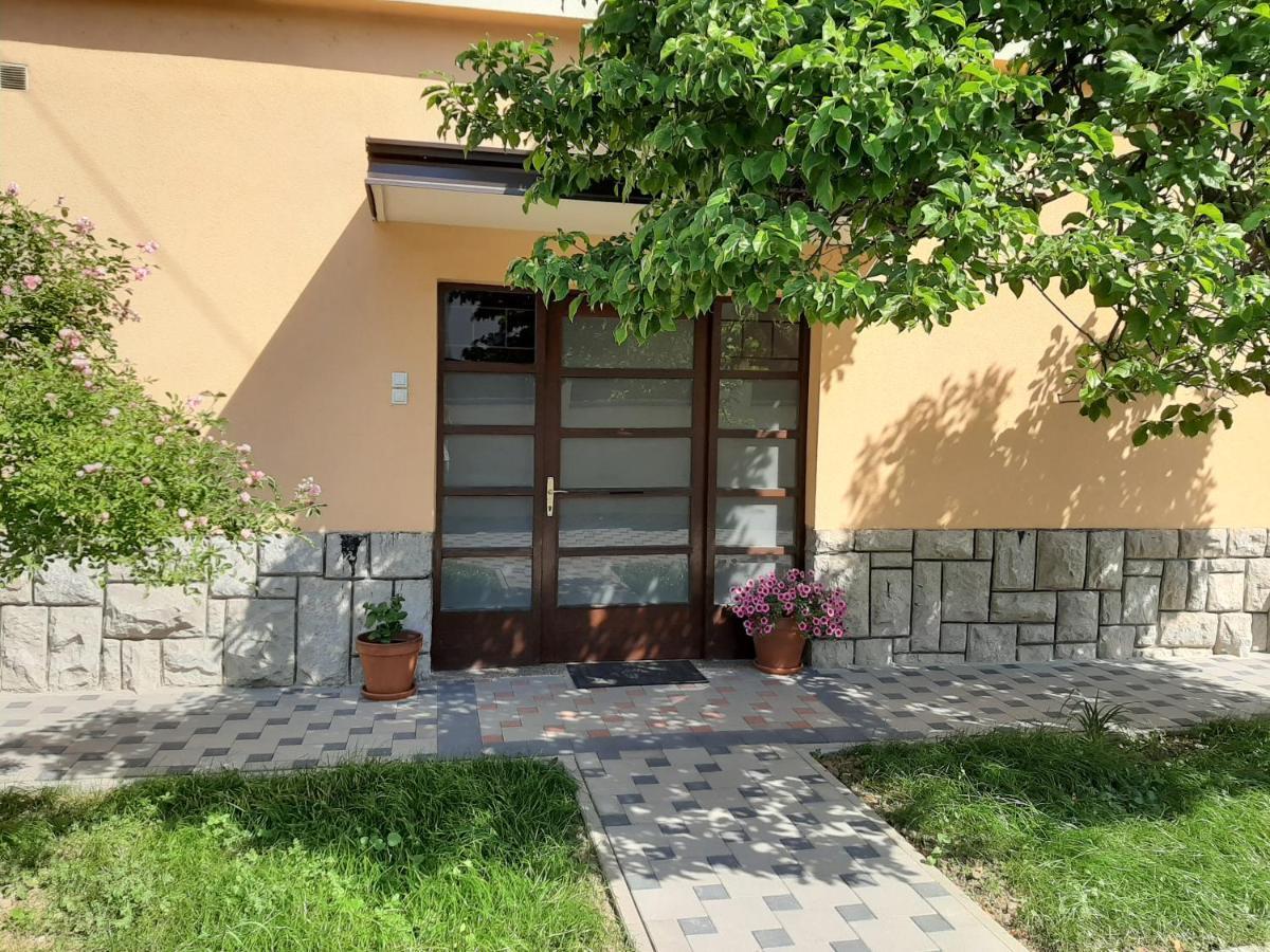 Magnolija Apartment Banja Luka Bagian luar foto